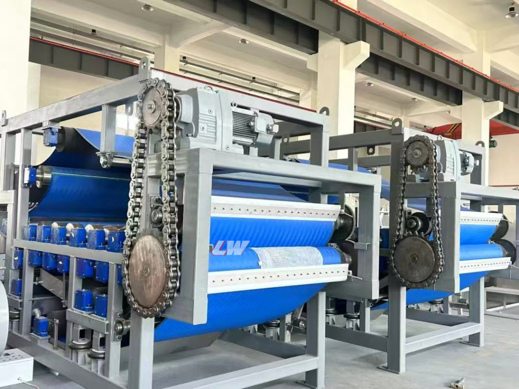High pressure and automatic belt filter press for efficient sludge dewatering leading China manufacturer Loway Equipment