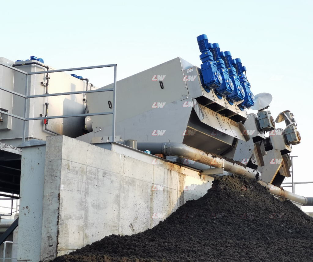 Loway screw press for wastewater treatment high-efficiency solid-liquid solution