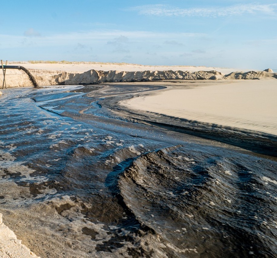 Loway filter press for oil sludge treatment