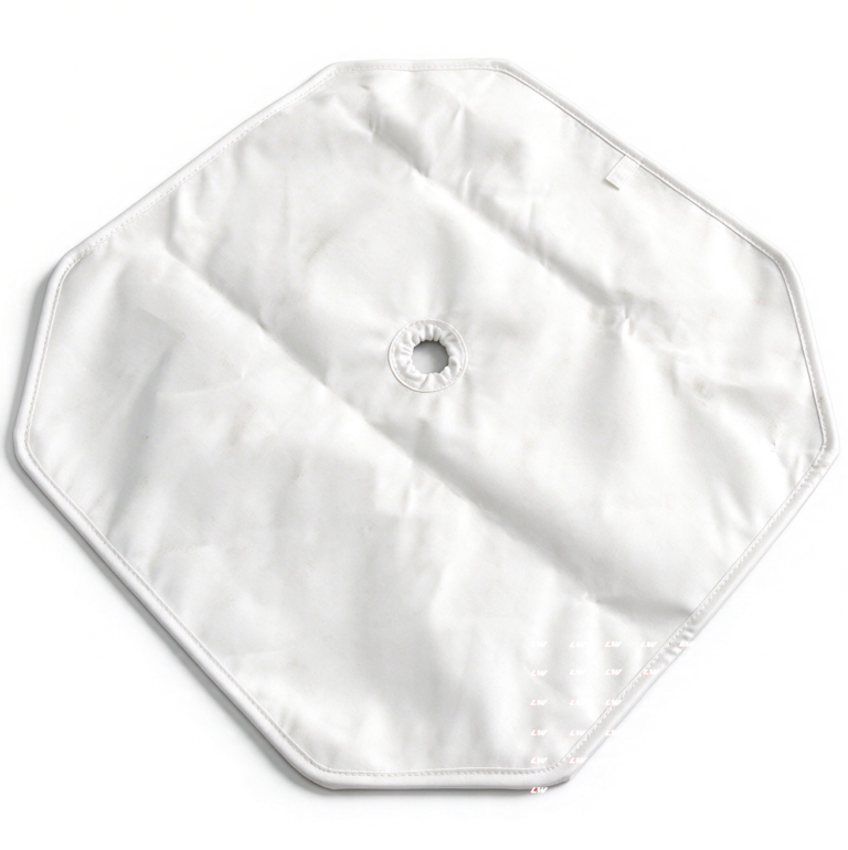 Polypropylene cloth with reinforced patches around the feed eye